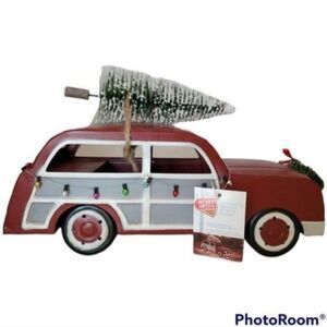 Red Station Wagon Car Christmas Decor Tree Lights Wreath DECORATIONS